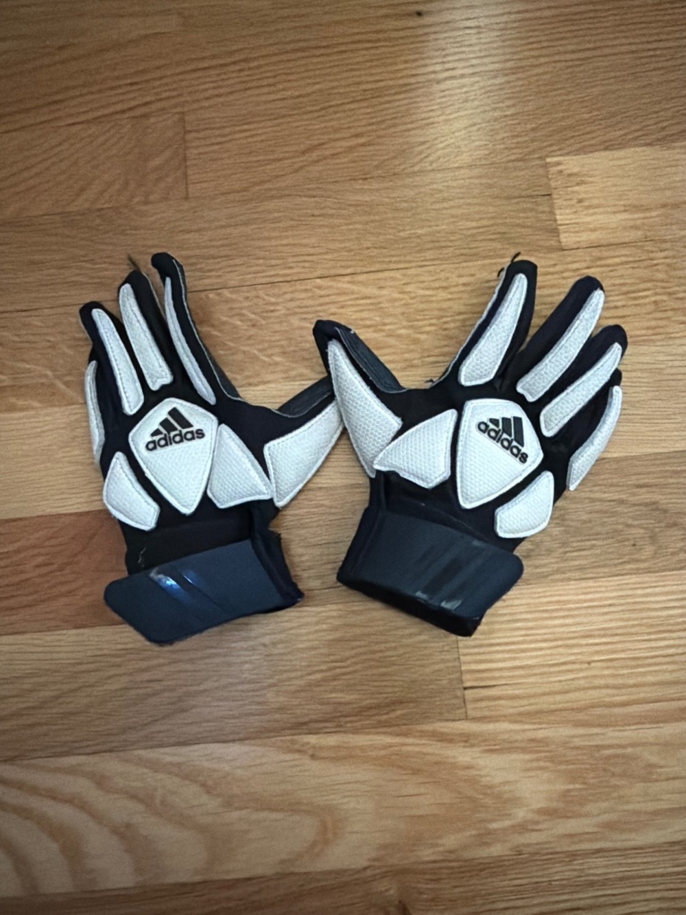 Adidas boys football receiver gloves